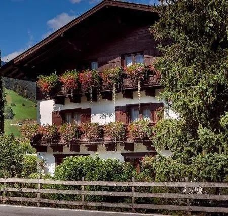 Pensjonat Gaestehaus Kastenhof Sankt Johann im Pongau