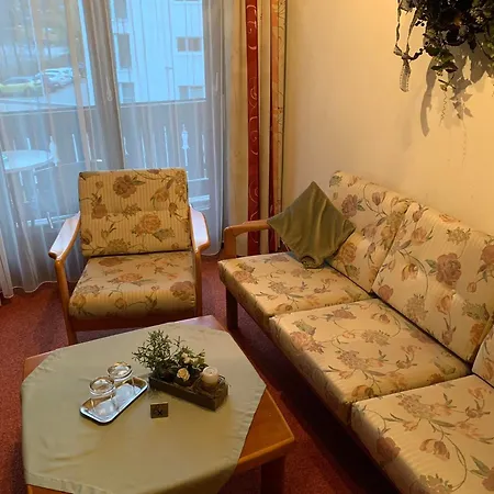 Gaestehaus Kastenhof Pensjonat Sankt Johann im Pongau