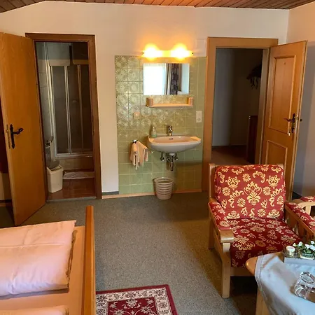 Guest house Gaestehaus Kastenhof