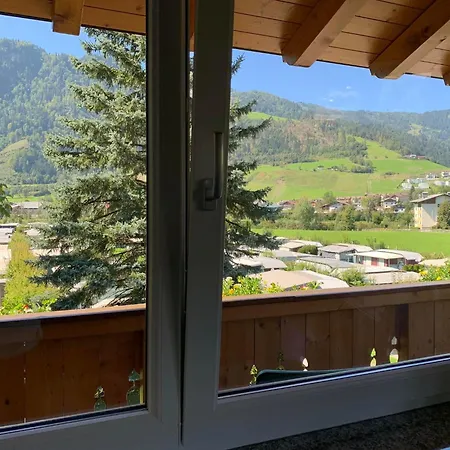 Gaestehaus Kastenhof Guest house Sankt Johann im Pongau