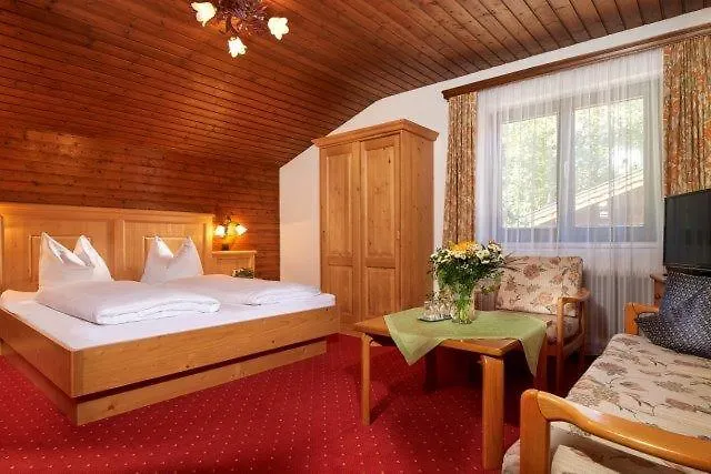 Gaestehaus Kastenhof Penzion 3*
